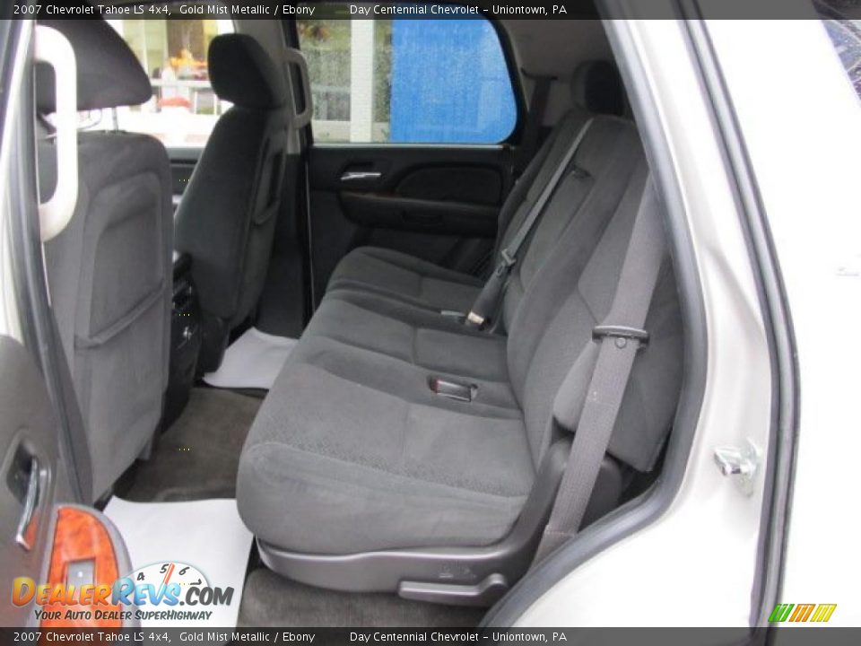 2007 Chevrolet Tahoe LS 4x4 Gold Mist Metallic / Ebony Photo #13