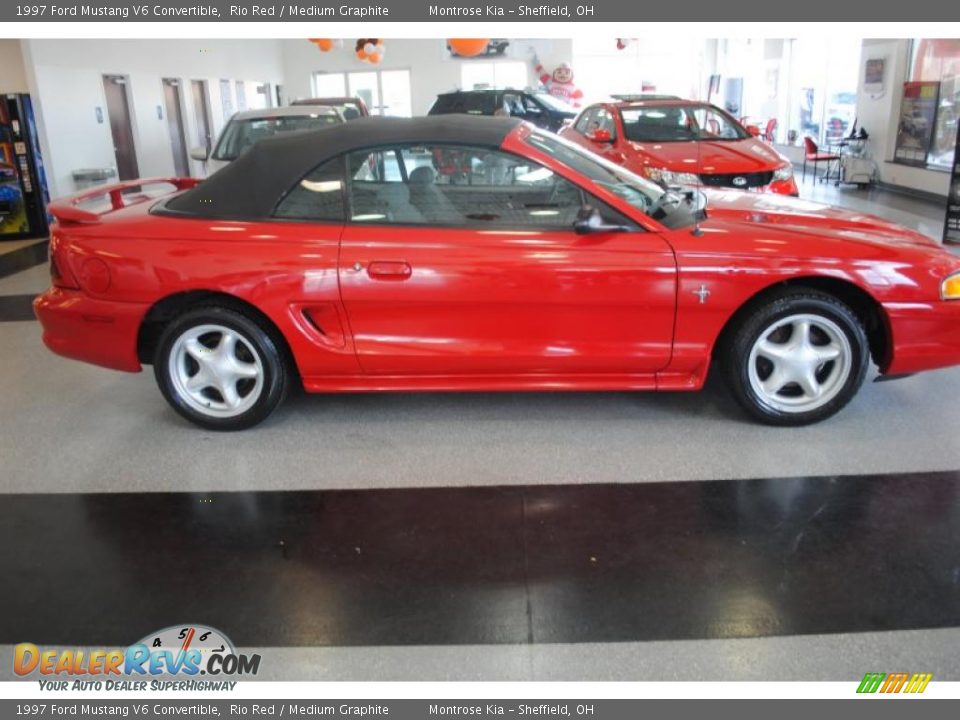 1997 Ford Mustang V6 Convertible Rio Red / Medium Graphite Photo #8