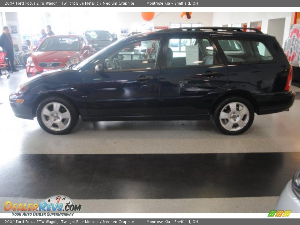 2004 Ford Focus ZTW Wagon Twilight Blue Metallic / Medium Graphite Photo #3
