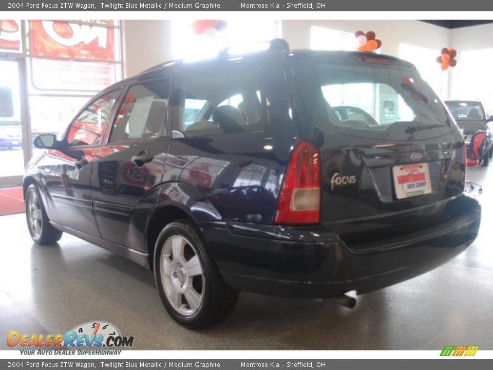 2004 Ford Focus ZTW Wagon Twilight Blue Metallic / Medium Graphite Photo #4