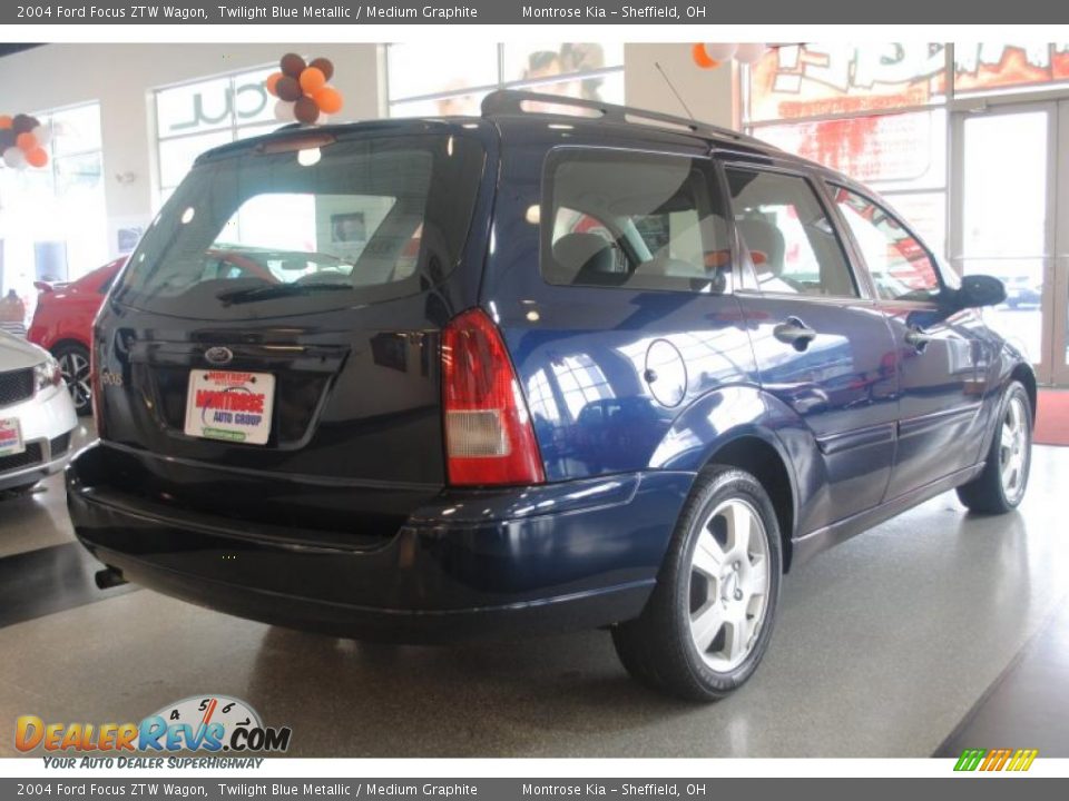 2004 Ford Focus ZTW Wagon Twilight Blue Metallic / Medium Graphite Photo #6