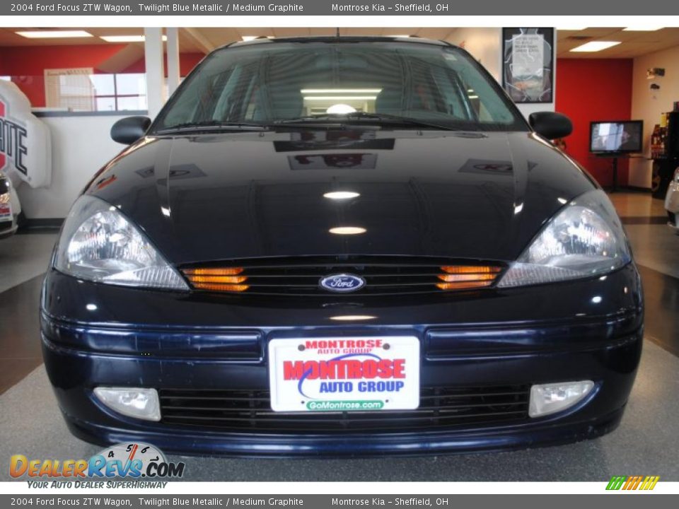 2004 Ford Focus ZTW Wagon Twilight Blue Metallic / Medium Graphite Photo #10