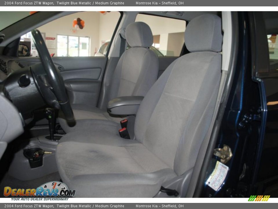 2004 Ford Focus ZTW Wagon Twilight Blue Metallic / Medium Graphite Photo #14