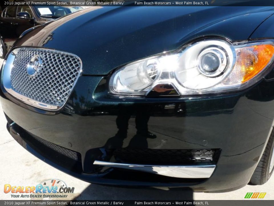 2010 Jaguar XF Premium Sport Sedan Botanical Green Metallic / Barley Photo #9