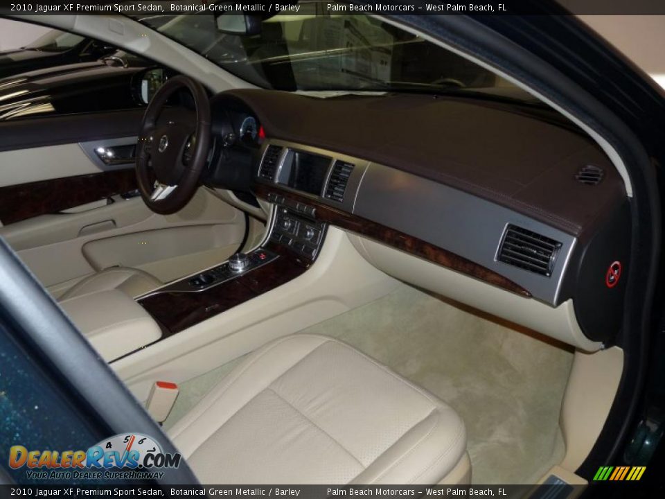 Dashboard of 2010 Jaguar XF Premium Sport Sedan Photo #27
