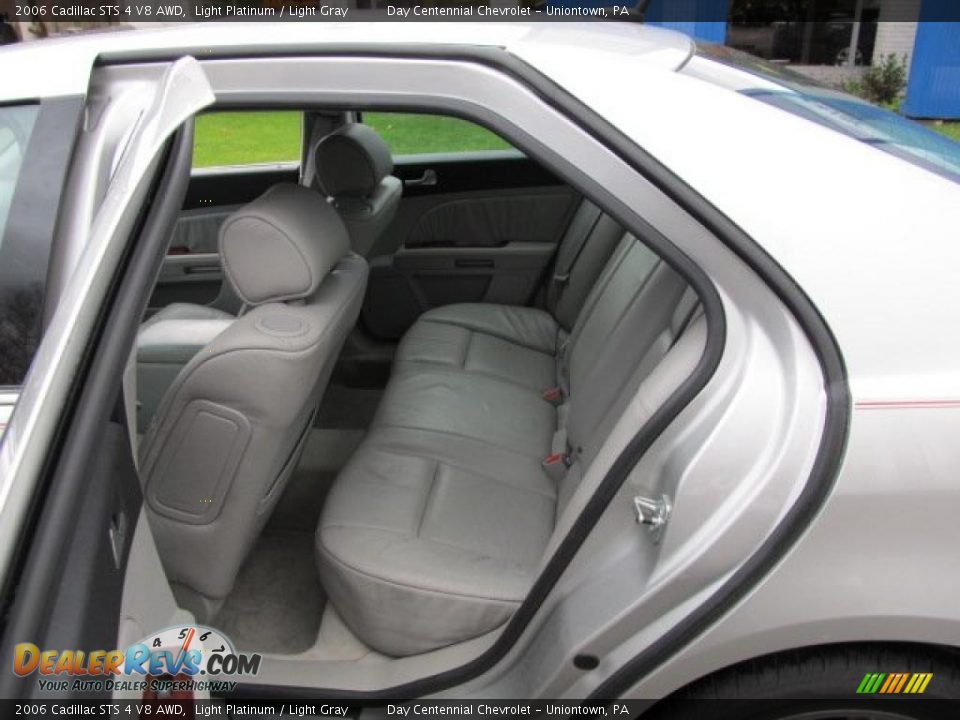 2006 Cadillac STS 4 V8 AWD Light Platinum / Light Gray Photo #12
