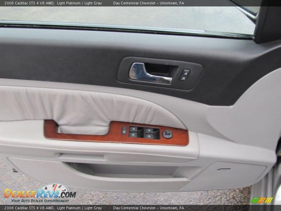 2006 Cadillac STS 4 V8 AWD Light Platinum / Light Gray Photo #13