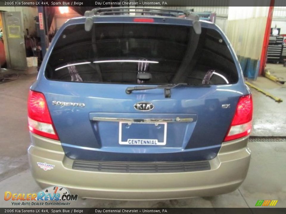 2006 Kia Sorento LX 4x4 Spark Blue / Beige Photo #4
