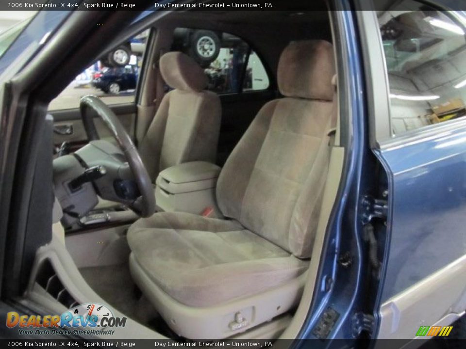 2006 Kia Sorento LX 4x4 Spark Blue / Beige Photo #8