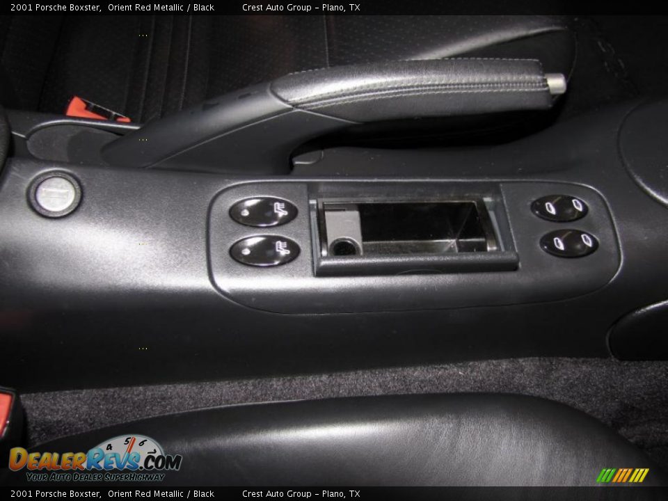 Controls of 2001 Porsche Boxster  Photo #16