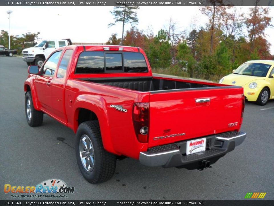 2011 GMC Canyon SLE Extended Cab 4x4 Fire Red / Ebony Photo #2