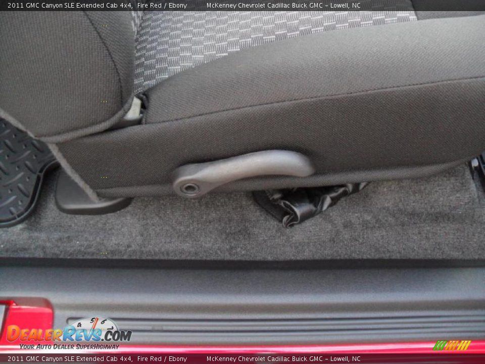 2011 GMC Canyon SLE Extended Cab 4x4 Fire Red / Ebony Photo #20