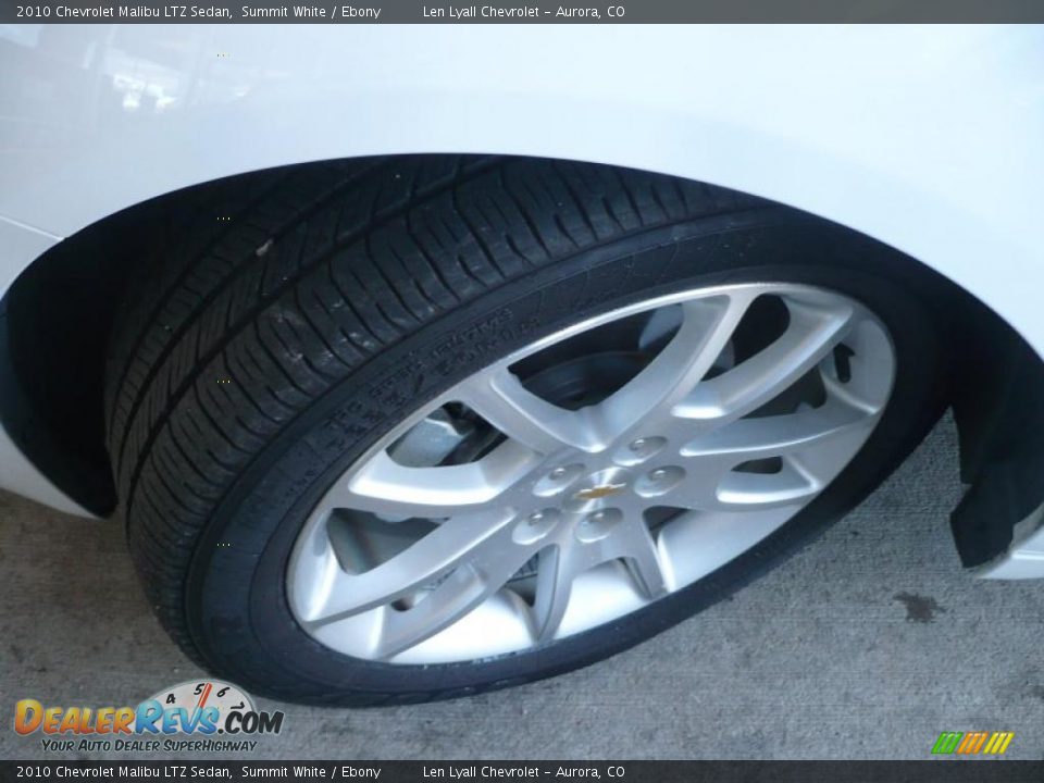 2010 Chevrolet Malibu LTZ Sedan Summit White / Ebony Photo #17