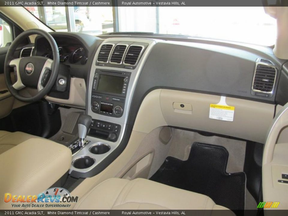 2011 GMC Acadia SLT White Diamond Tintcoat / Cashmere Photo #10