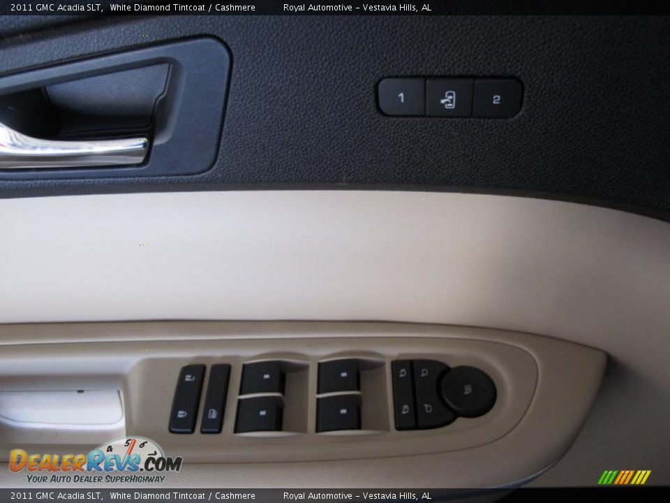 2011 GMC Acadia SLT White Diamond Tintcoat / Cashmere Photo #15