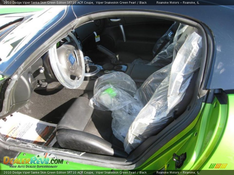 Black Interior - 2010 Dodge Viper Sanke Skin Green Edition SRT10 ACR Coupe Photo #4