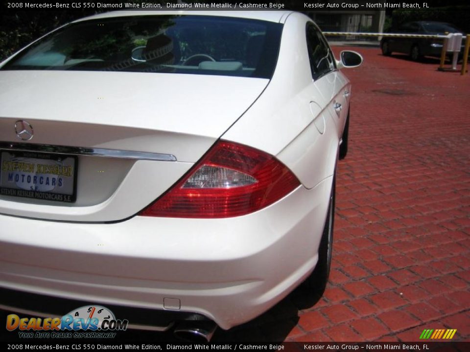 2008 Mercedes-Benz CLS 550 Diamond White Edition Diamond White Metallic / Cashmere Beige Photo #12