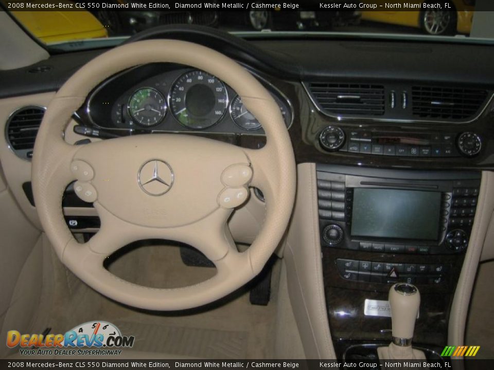 Dashboard of 2008 Mercedes-Benz CLS 550 Diamond White Edition Photo #19