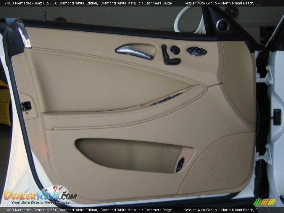 Door Panel of 2008 Mercedes-Benz CLS 550 Diamond White Edition Photo #33