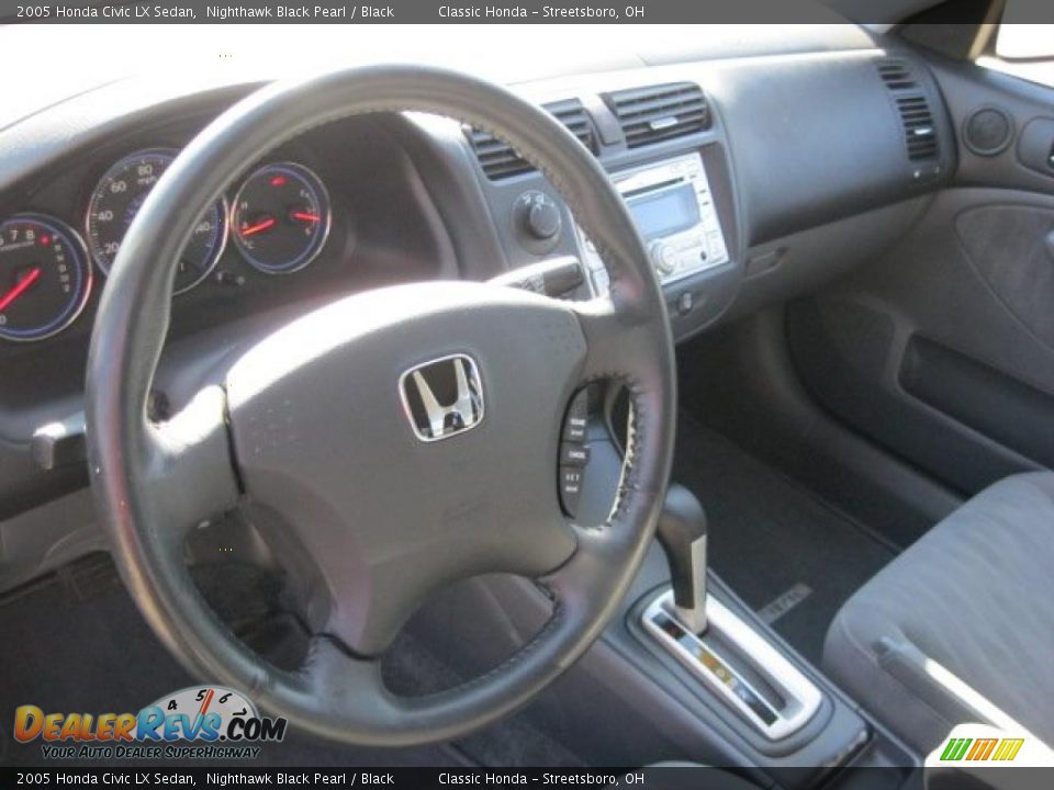 2005 Honda Civic LX Sedan Nighthawk Black Pearl / Black Photo #21