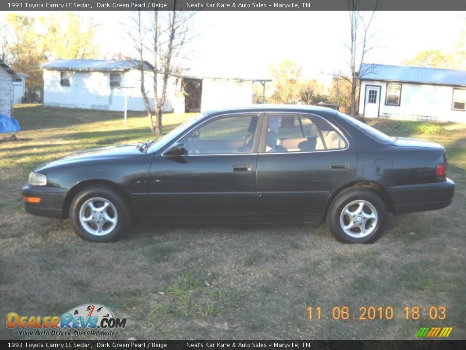 1993 Toyota Camry LE Sedan Dark Green Pearl / Beige Photo #2
