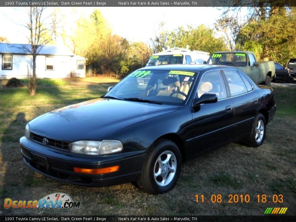1993 Toyota Camry LE Sedan Dark Green Pearl / Beige Photo #3