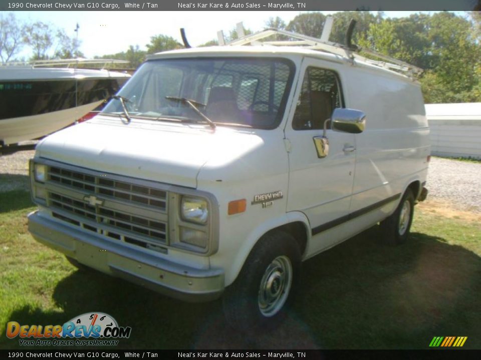 1990 Chevrolet Chevy Van G10 Cargo White / Tan Photo #8