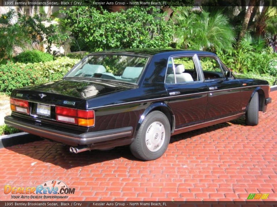 1995 Bentley Brooklands Sedan Black / Grey Photo #4