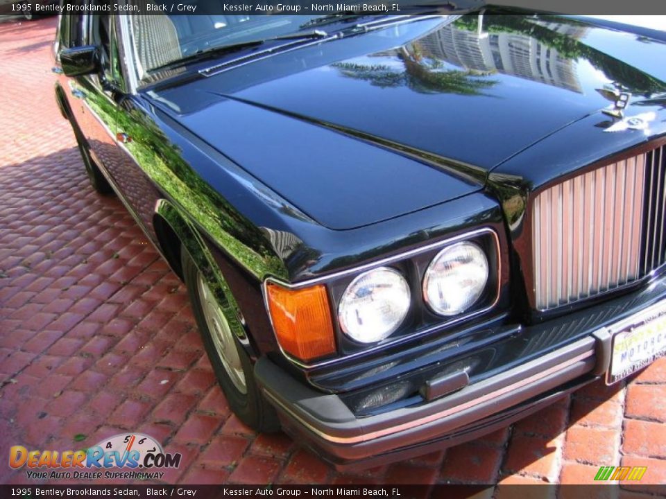 1995 Bentley Brooklands Sedan Black / Grey Photo #9