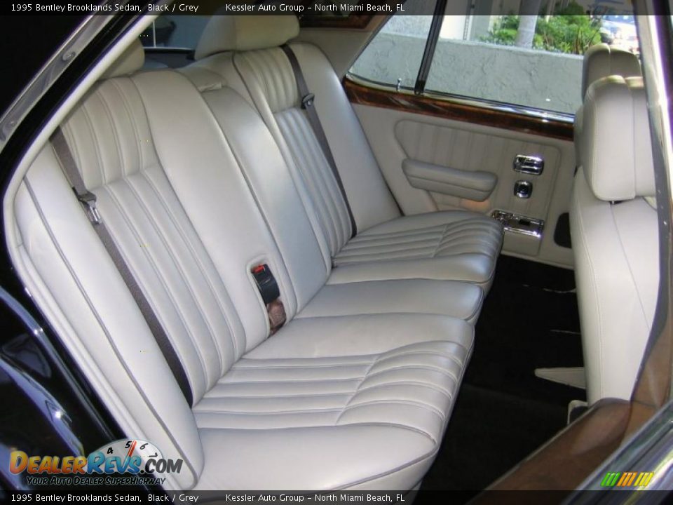 1995 Bentley Brooklands Sedan Black / Grey Photo #18