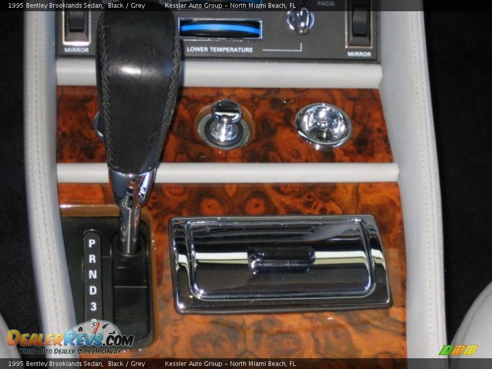 1995 Bentley Brooklands Sedan Shifter Photo #32