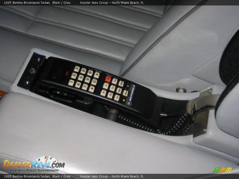 1995 Bentley Brooklands Sedan Black / Grey Photo #35