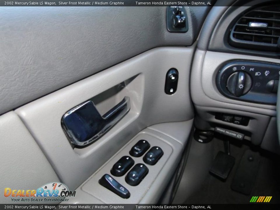 2002 Mercury Sable LS Wagon Silver Frost Metallic / Medium Graphite Photo #14