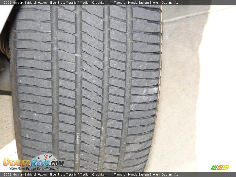 2002 Mercury Sable LS Wagon Silver Frost Metallic / Medium Graphite Photo #32