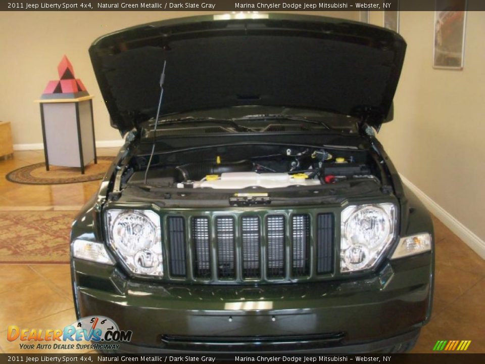 2011 Jeep Liberty Sport 4x4 Natural Green Metallic / Dark Slate Gray Photo #14