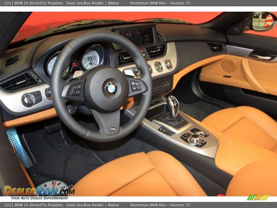 Walnut Interior - 2011 BMW Z4 sDrive35is Roadster Photo #4