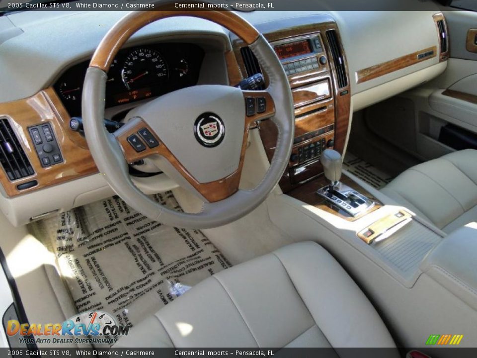 2005 Cadillac STS V8 White Diamond / Cashmere Photo #16