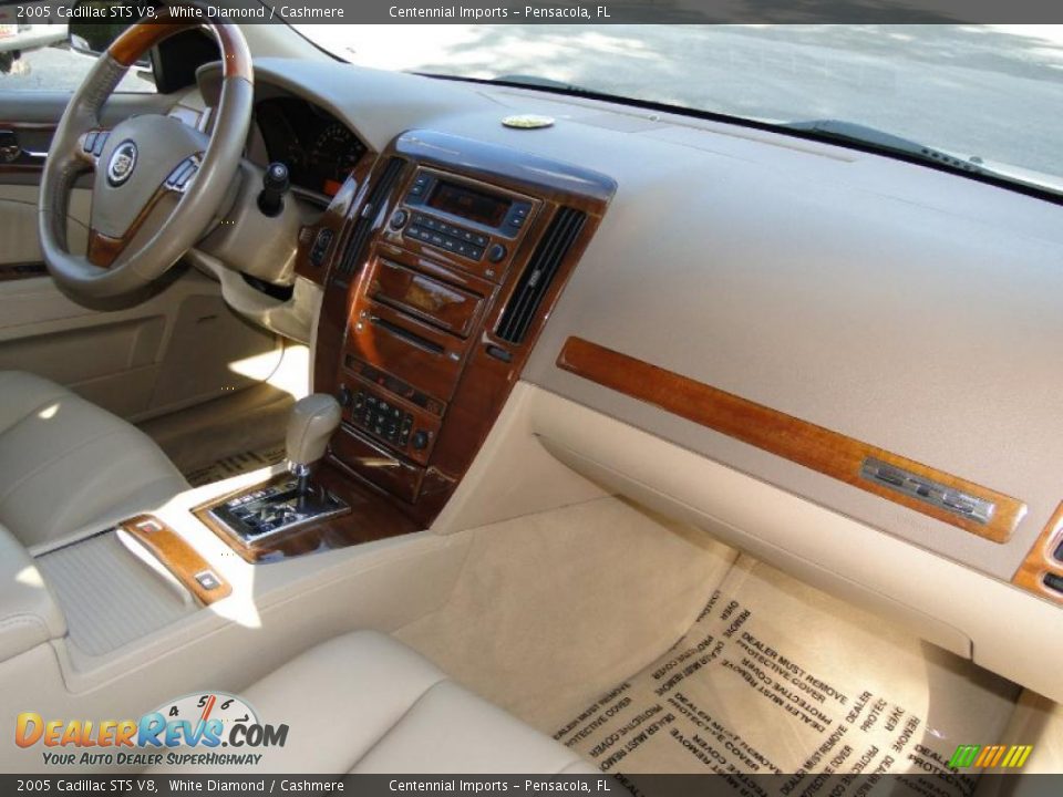 2005 Cadillac STS V8 White Diamond / Cashmere Photo #33