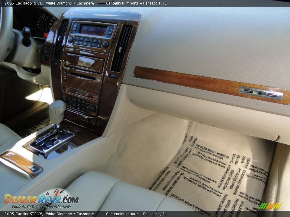 2005 Cadillac STS V8 White Diamond / Cashmere Photo #34