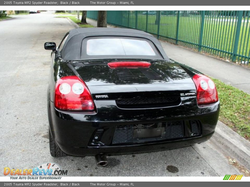 2005 Toyota MR2 Spyder Roadster Black / Black Photo #7