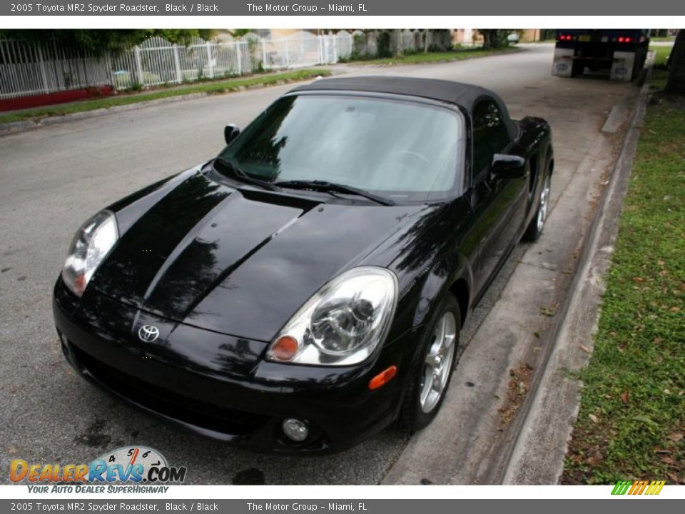 2005 Toyota MR2 Spyder Roadster Black / Black Photo #18