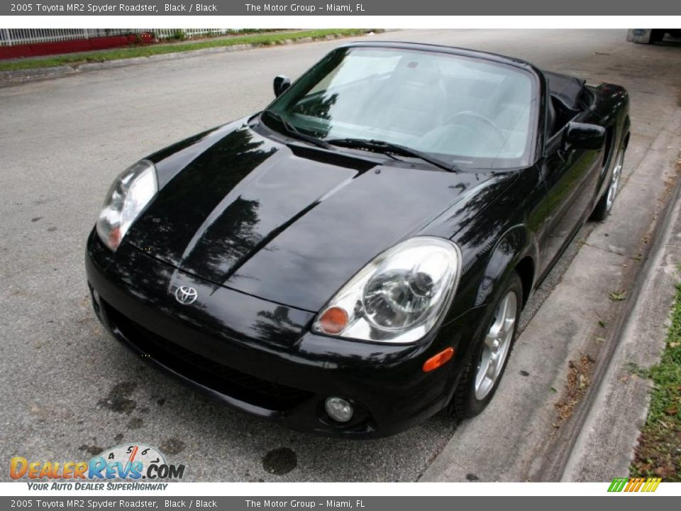 2005 Toyota MR2 Spyder Roadster Black / Black Photo #22