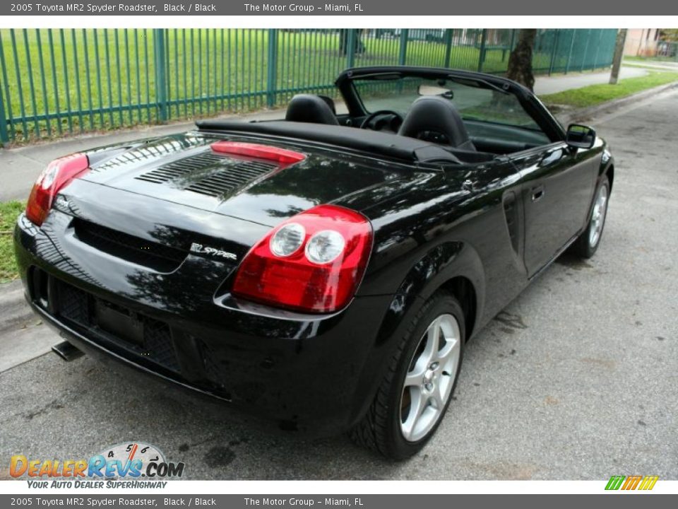 2005 Toyota MR2 Spyder Roadster Black / Black Photo #24
