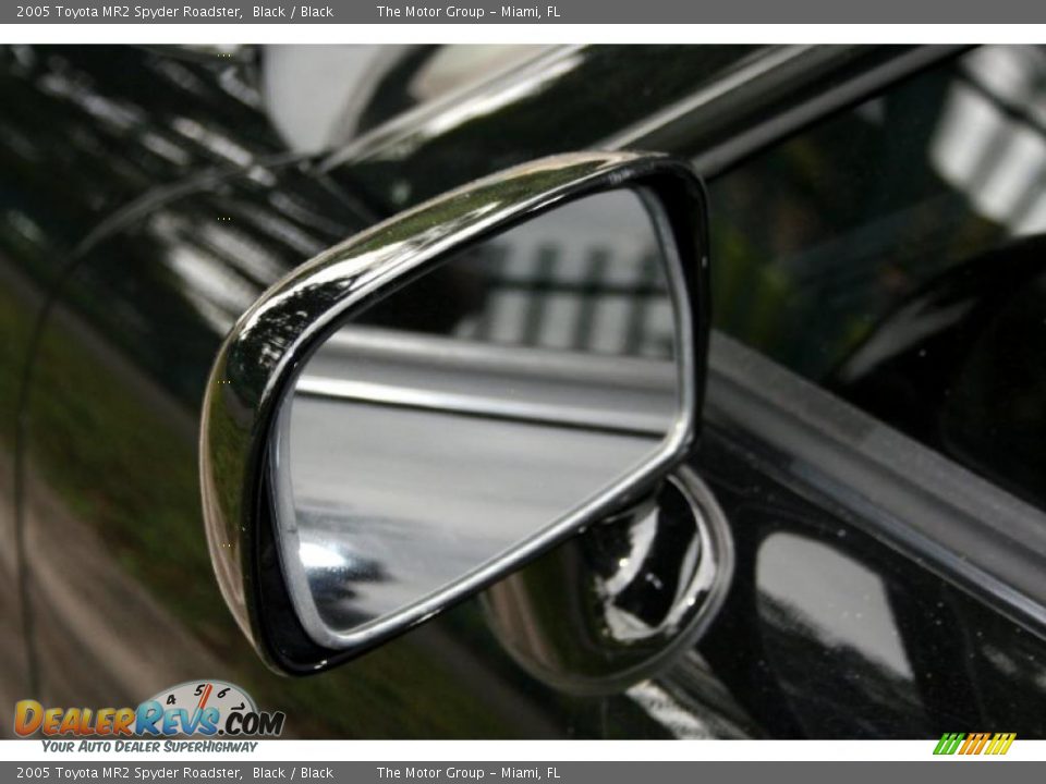 2005 Toyota MR2 Spyder Roadster Black / Black Photo #31