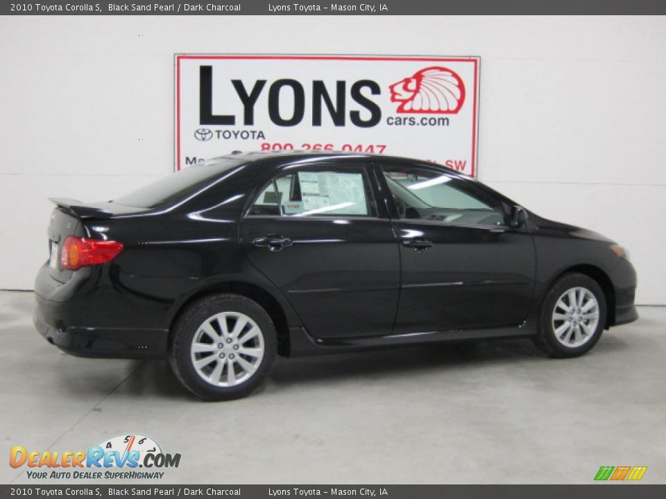 2010 Toyota Corolla S Black Sand Pearl / Dark Charcoal Photo #23