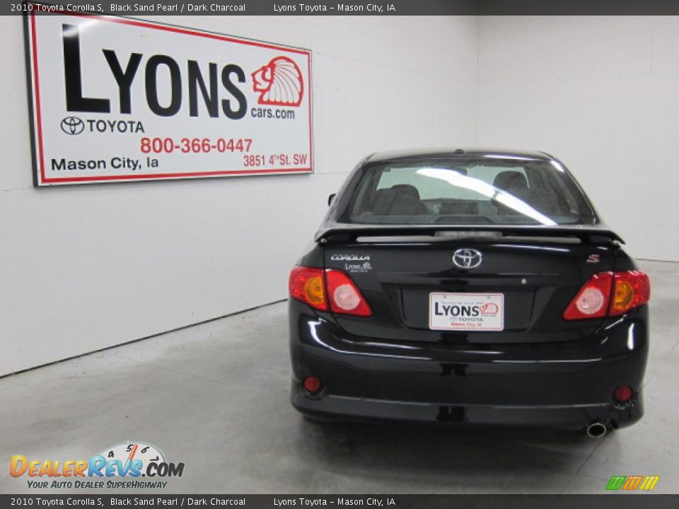 2010 Toyota Corolla S Black Sand Pearl / Dark Charcoal Photo #27