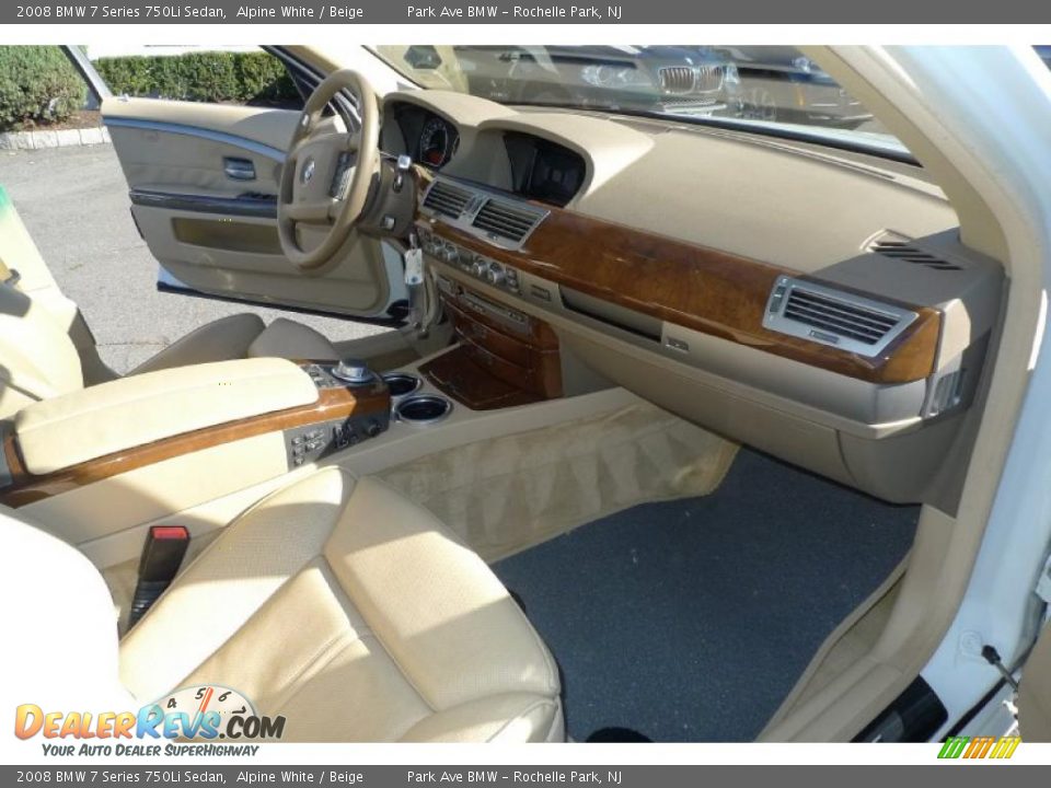 Dashboard of 2008 BMW 7 Series 750Li Sedan Photo #34