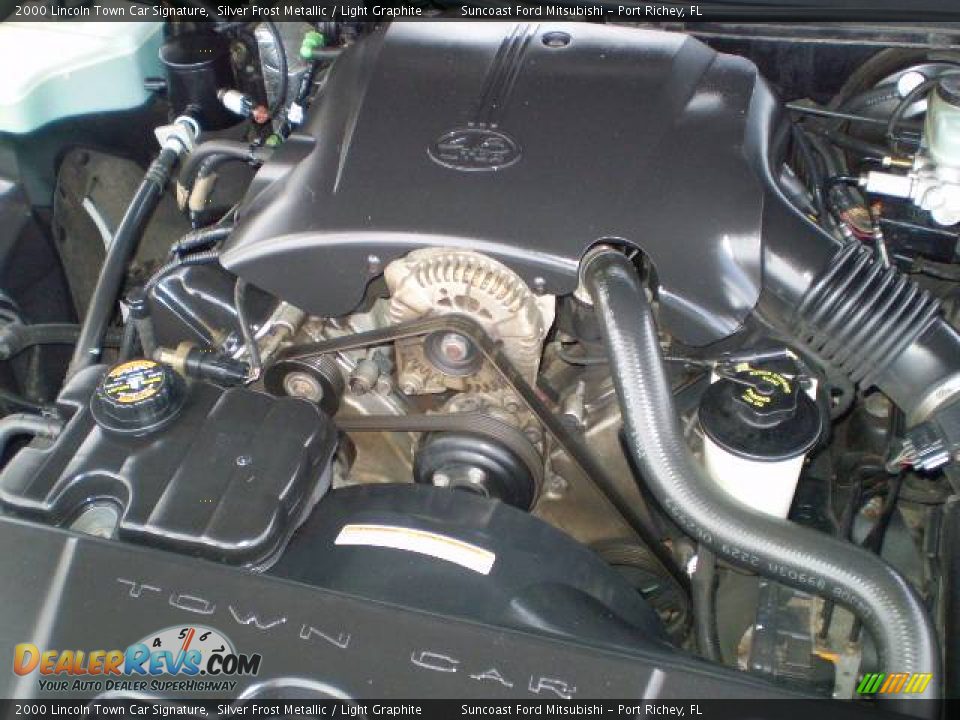 2000 Lincoln Town Car Signature Silver Frost Metallic / Light Graphite Photo #13