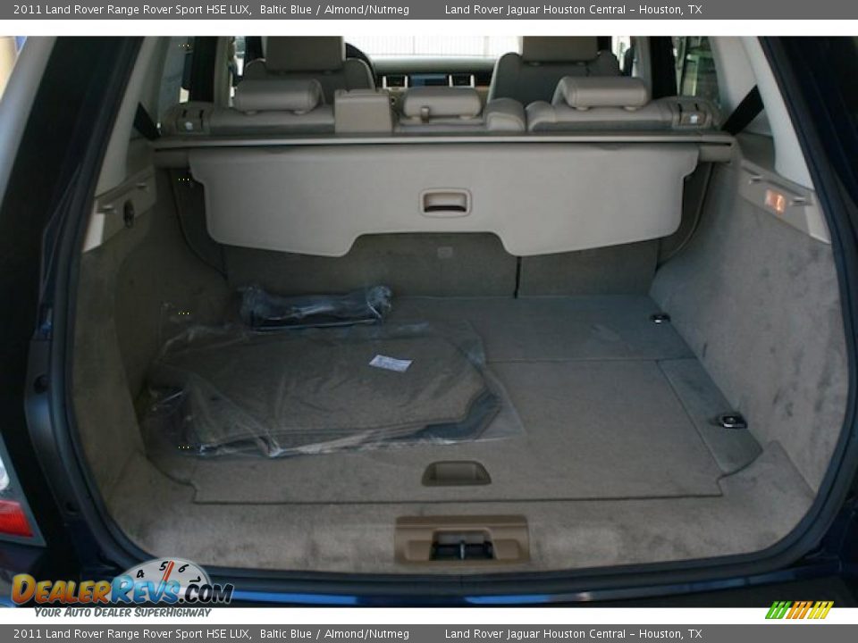 2011 Land Rover Range Rover Sport HSE LUX Trunk Photo #17