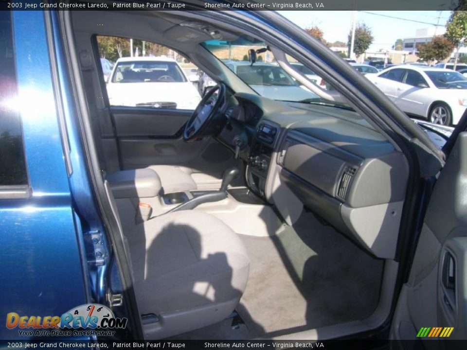 2003 Jeep Grand Cherokee Laredo Patriot Blue Pearl / Taupe Photo #13